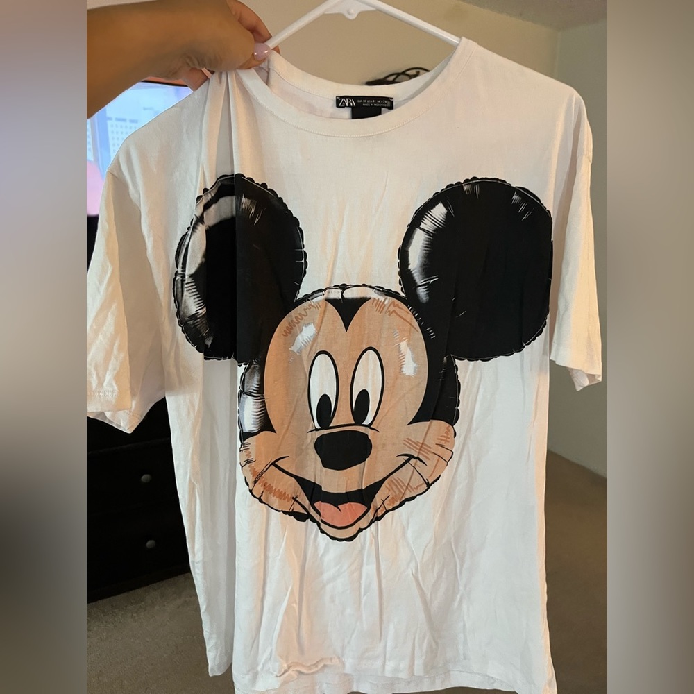 Zara Disney top